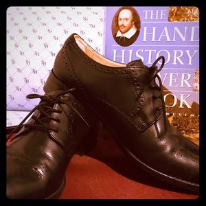 Black Leather Netley Rose